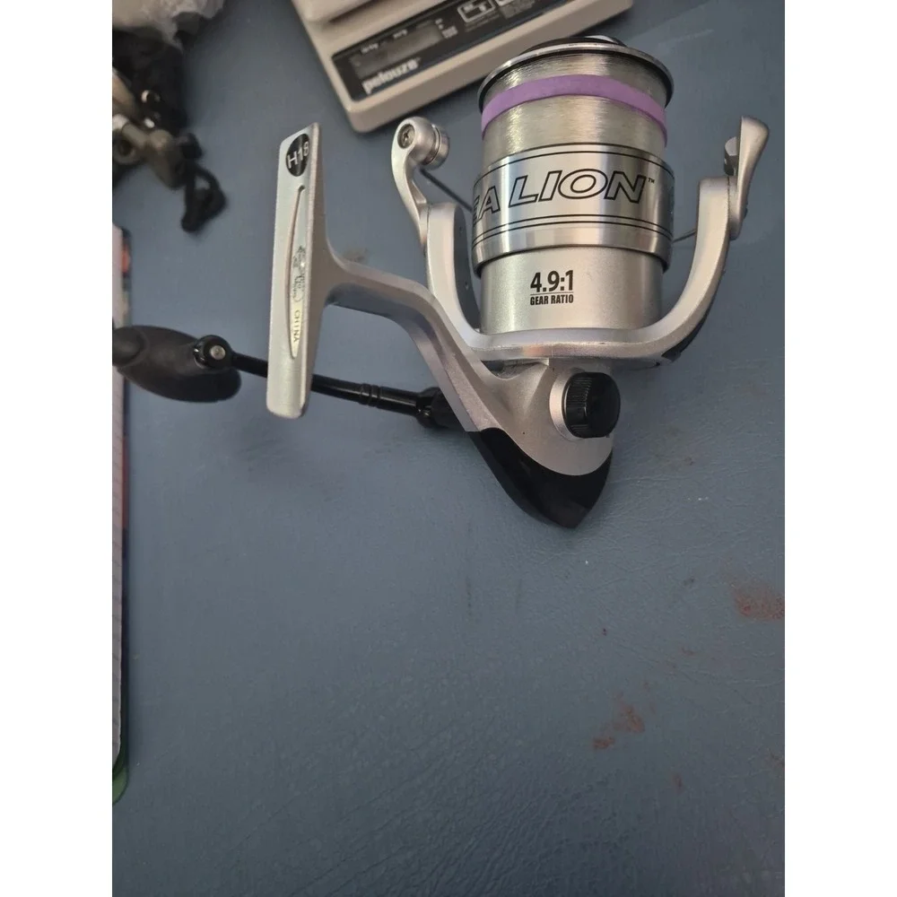 Bass Pro Shop Sea Lion Fishing Reel Spinning Reel